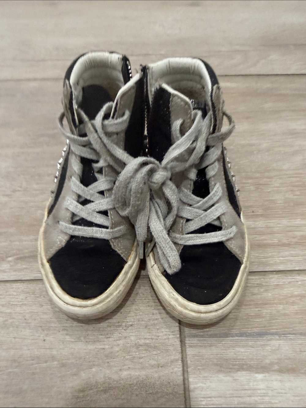 Vintage Havana Kids High-Top Sneakers in Black and Gray